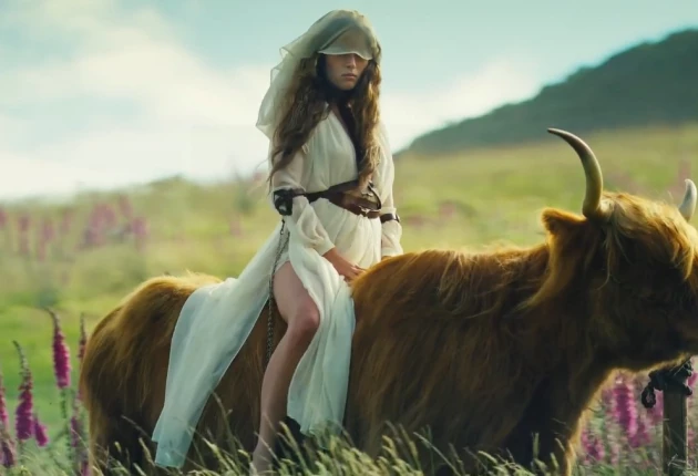 Превью из 2 сезона 6 серии сериала Мэйфейрские ведьмы