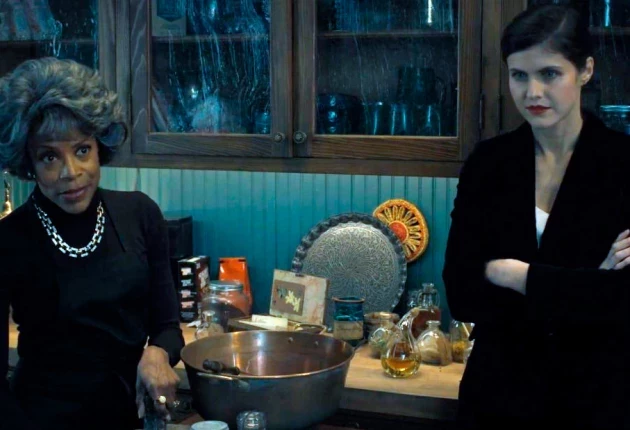 Превью из 2 сезона 3 серии сериала Мэйфейрские ведьмы